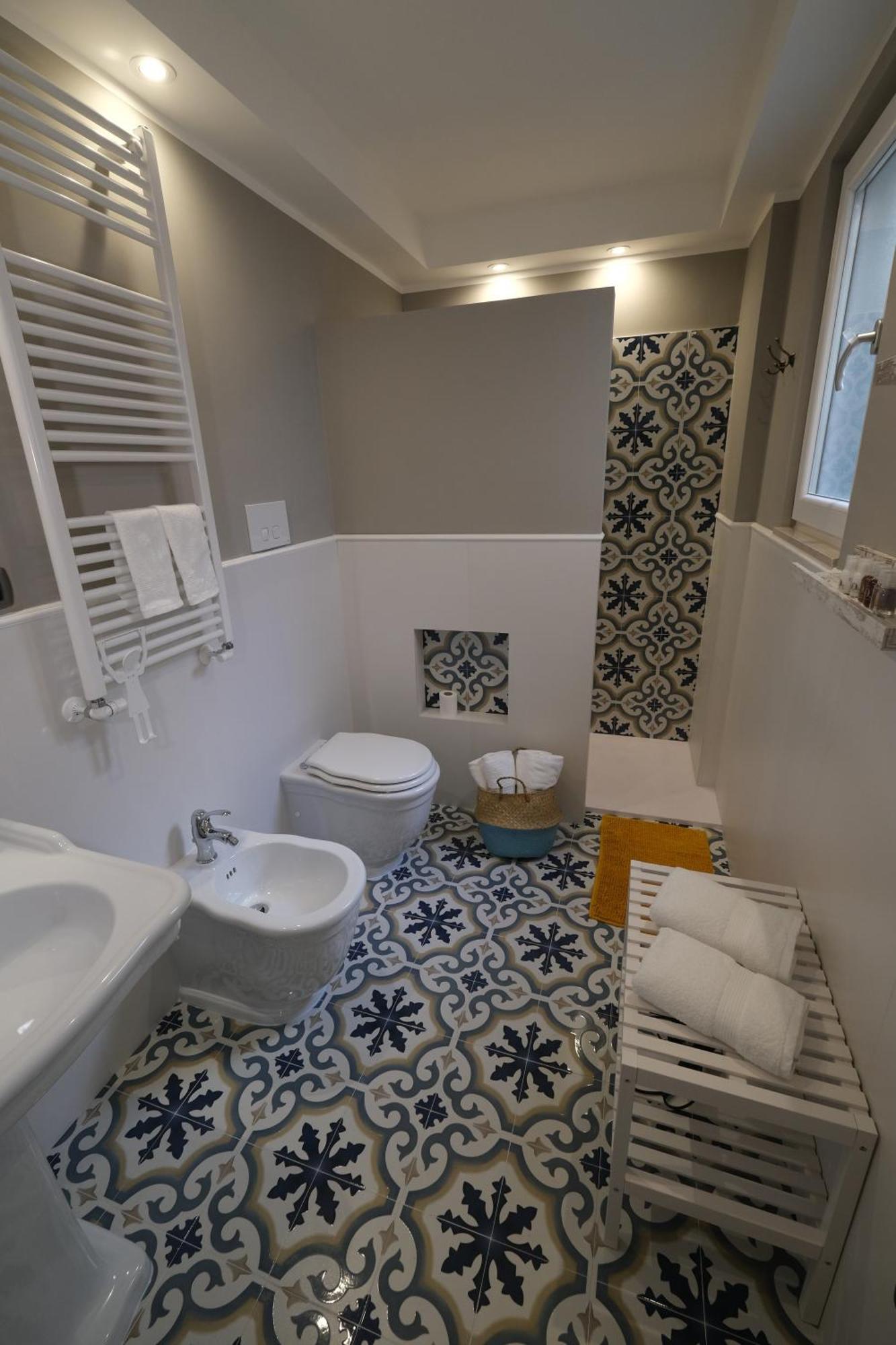 Il Poggiolo Fiorito Hotel ตารันโต ภายนอก รูปภาพ