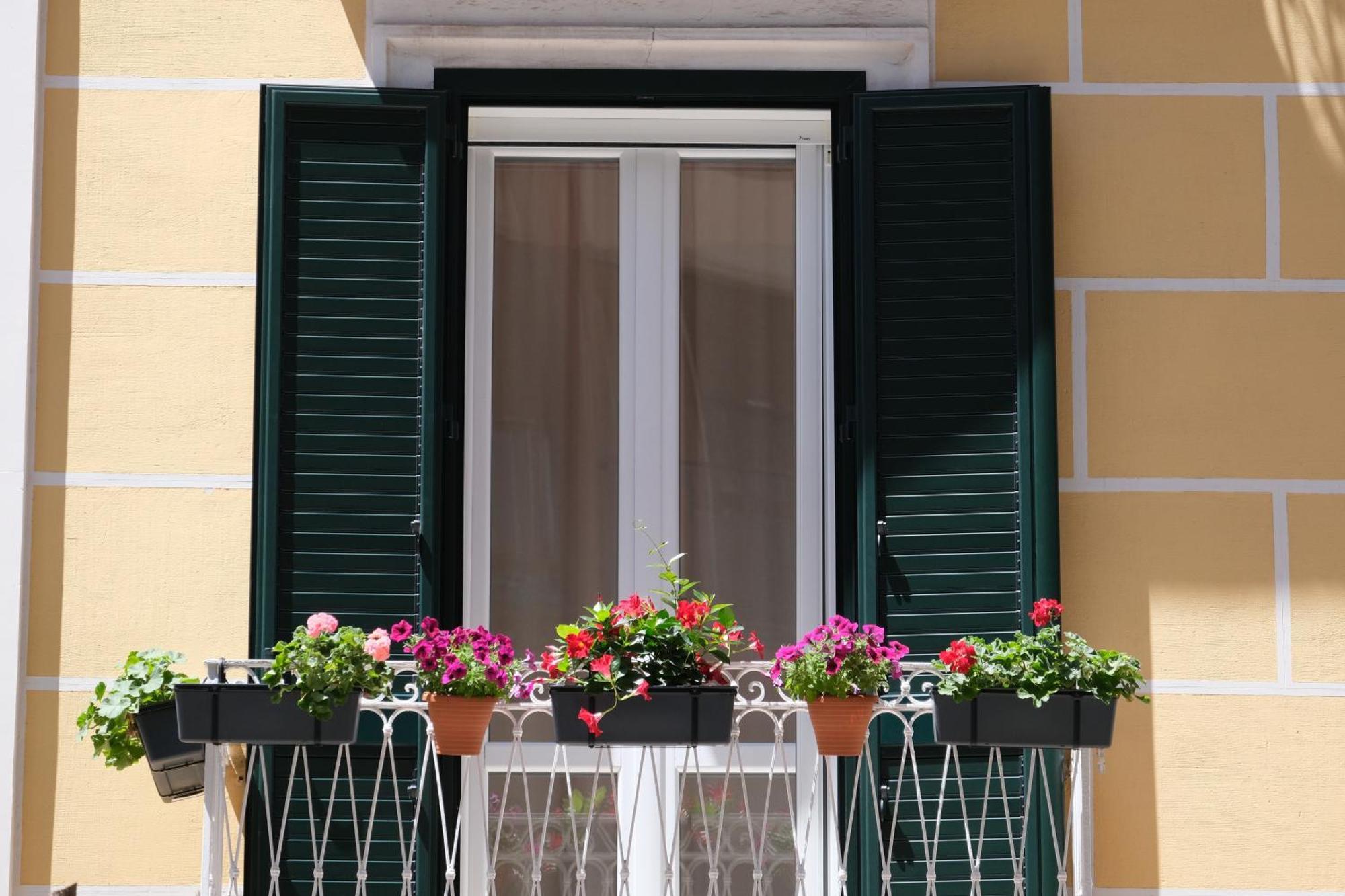 Il Poggiolo Fiorito Hotel ตารันโต ภายนอก รูปภาพ