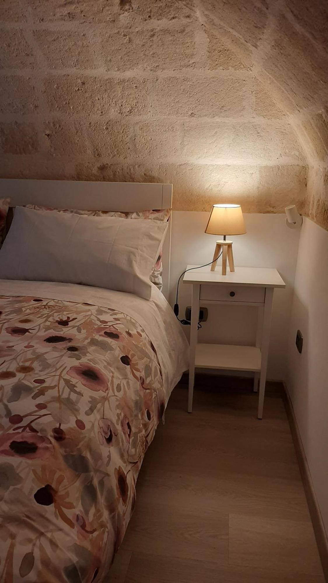 Il Poggiolo Fiorito Hotel ตารันโต ภายนอก รูปภาพ
